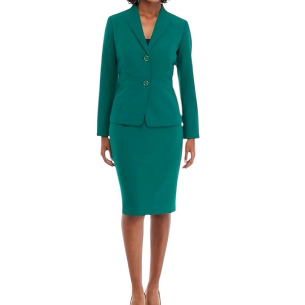 NWT LE SUIT Emerald Green Blazer Jacket Skirt Set Size 10